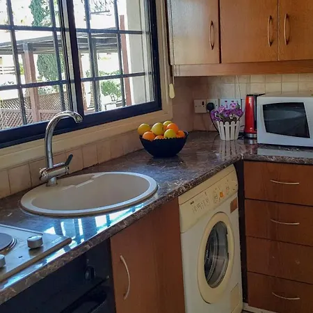 Pirgos House * 拉纳卡