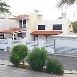 Pirgos House Prázdninový dům *