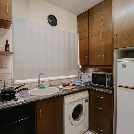 Pirgos House * لارنكا