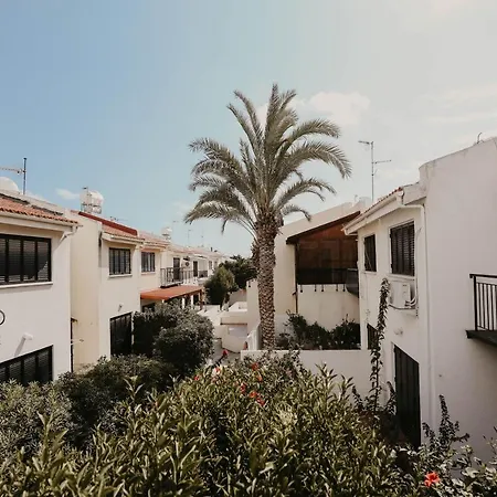 Pirgos House Semesterbostad *