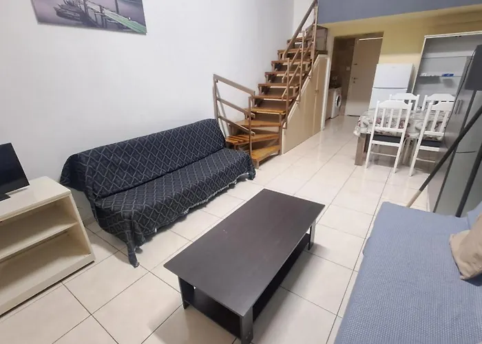 Pirgos House * Ларнака