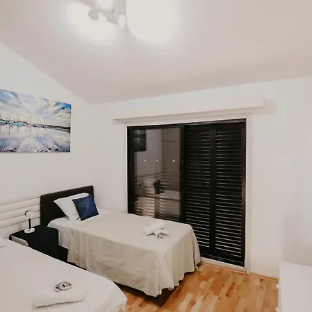 Pirgos House Ferienhaus