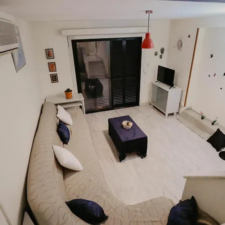Pirgos House Ferienhaus