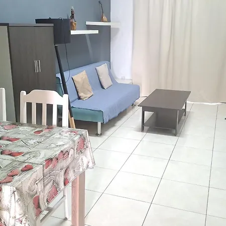 Pirgos House Ferienhaus *