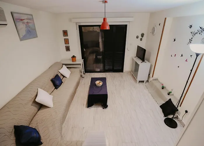 Дом отдыха Pirgos House