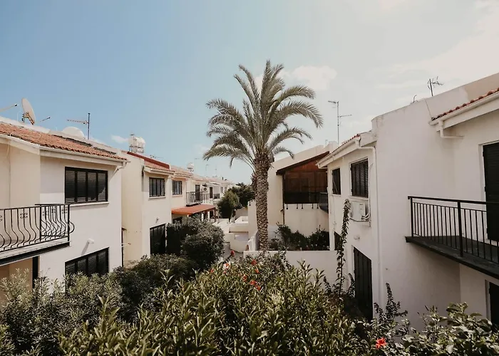 Pirgos House Дом отдыха *