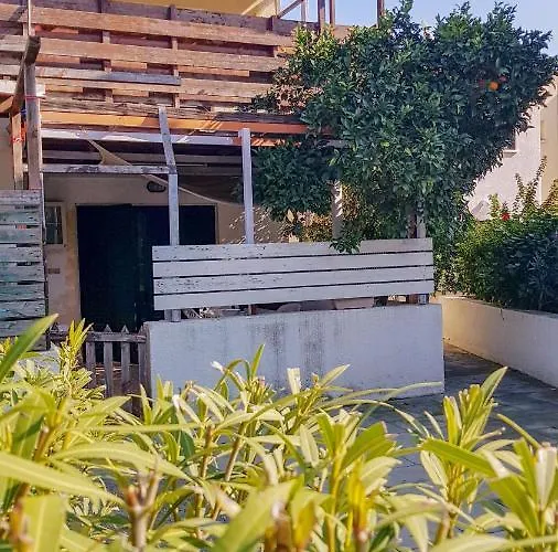 Pirgos House Дом отдыха